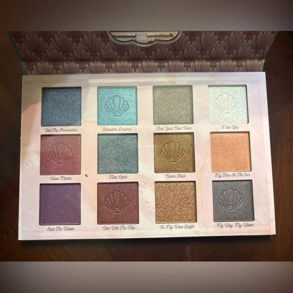 Taste Beauty x Disney Ariel Inspired Eyeshadow Palette